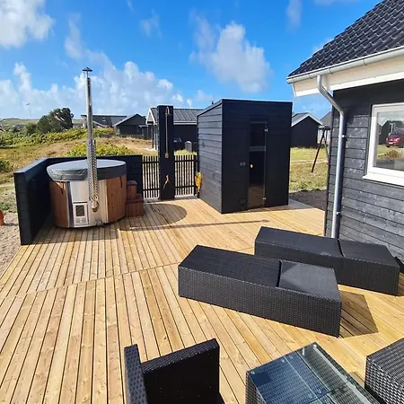 Tola - 450m From The Sea In Western Jutland By Interhome Bjerregård