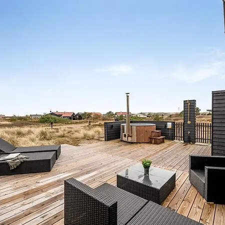 Tola - 450m From The Sea By Interhome Feriehus *