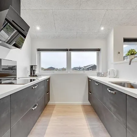 Feriehus Tola - 450m From The Sea By Interhome *