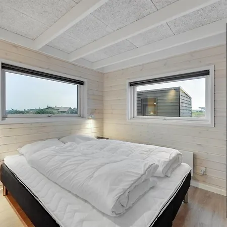 Tola - 450m From The Sea By Interhome