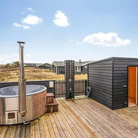 Tola - 450m From The Sea By Interhome Feriehus *
